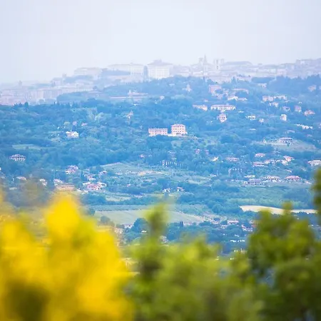 La Montagnola Farm stay *